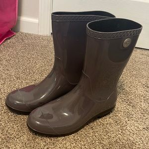 UGG Rainboots